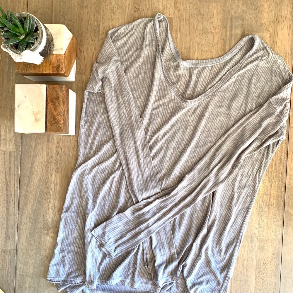 Lululemon Flip Your Dog Long Sleeve